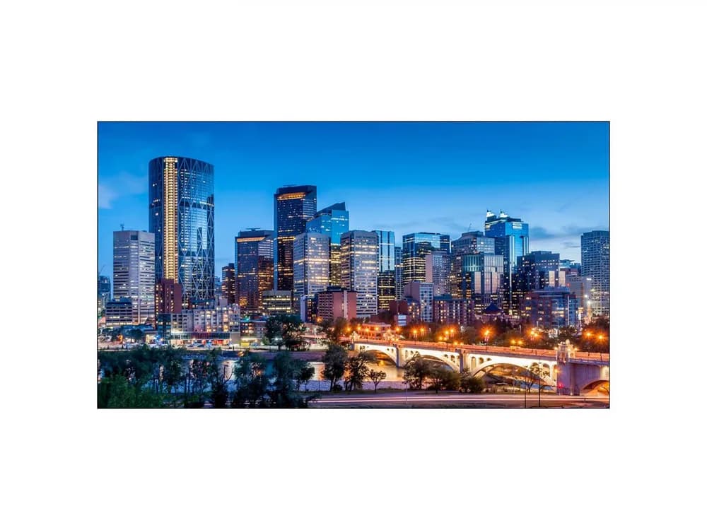 Monitor Videowall SAMSUNG VM55B, 55", 500nit, 24/7, FHD, 8ms, contrast static 1200:1, mătuire 28%. Advanced Color Management, auto source switching & recovery, temperature sensor, RS232C, Plug and Play, Video Wall Daisy Chain (10x10, 15x15 OSD), button lock. Conectivitate: 1xDVI-D, 1xDP1.2