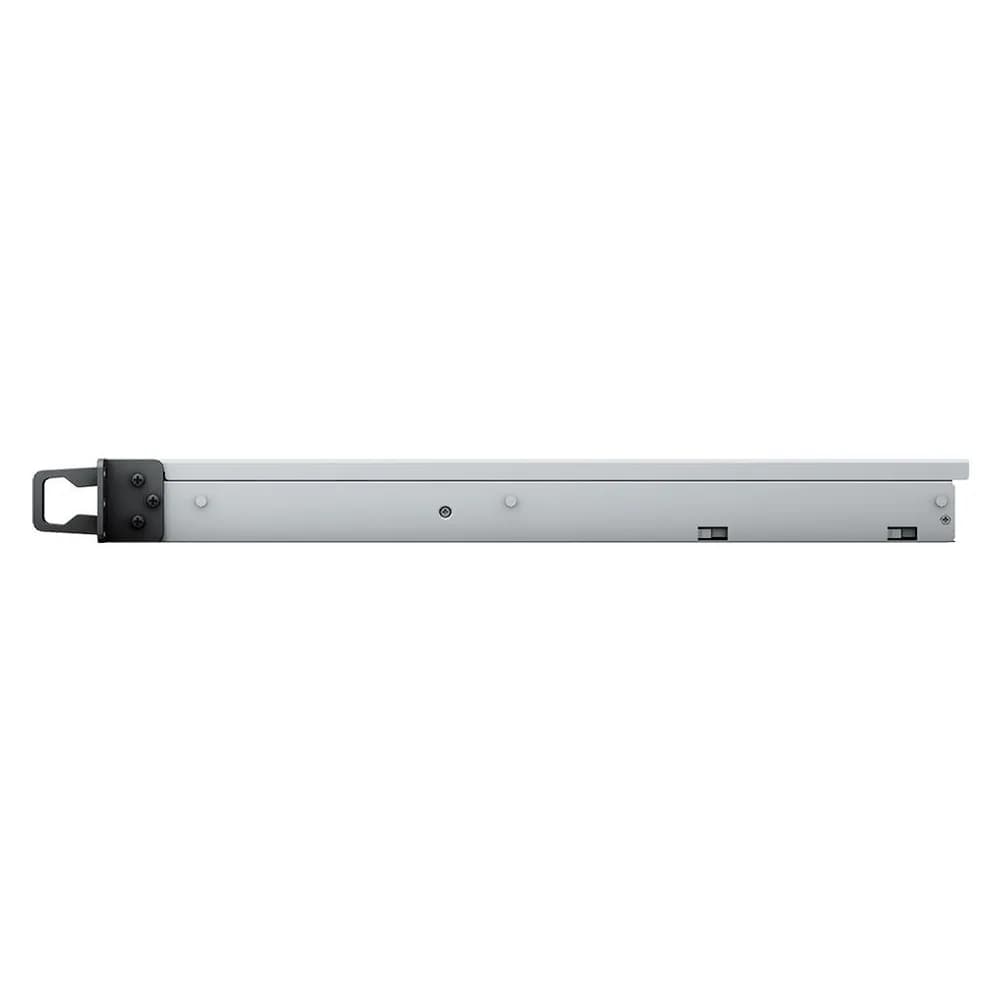 Synology RS822+, "RS822+" — miniatură