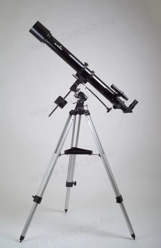 Refractor SkyWatcher Capricorn-70 70/900 pe montură EQ1