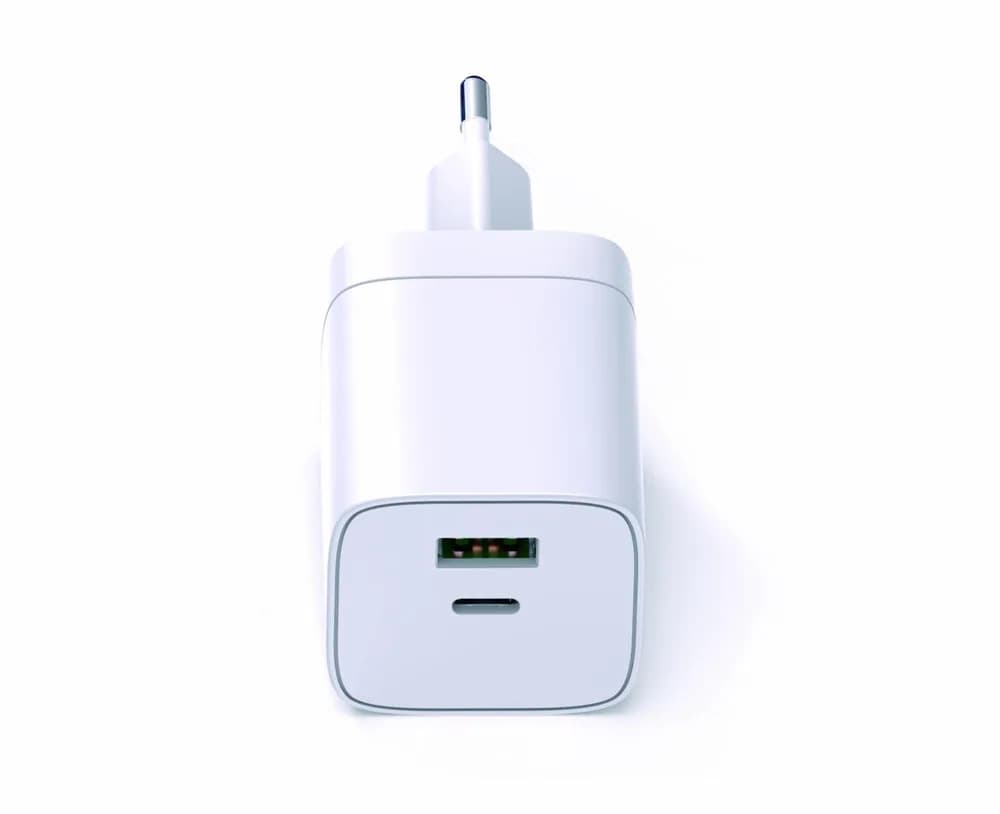 INCARCATOR SERIOUX 45W USB-C & USB-A de perete, USB-C: 5V/3A, 9V/3A, 12V/3A, 15V/3A, 20V/2,25A (45W) PPS: 3,3-11V/4,05A (45W), USB-A: 5V/3A, 9V/2A, 12V/1,5A (18W) USB-C+USB-A: 30W+12W=42W max. — miniatură