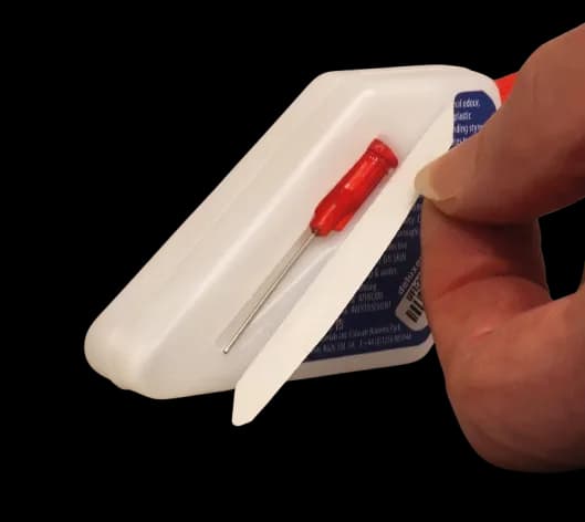 Accesoriu imprimantă 3D Deluxe Materials Precision Plastic Glue — miniatură