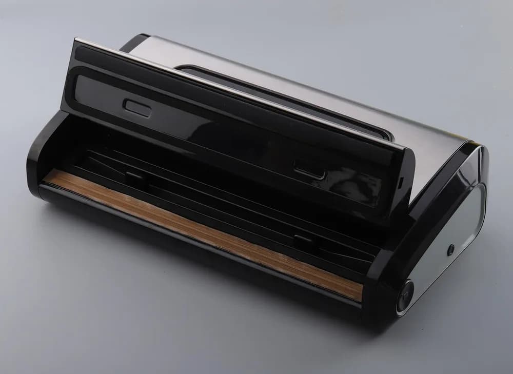 APARAT DE VIDAT HEINNER HAV-165BKSS — miniatură