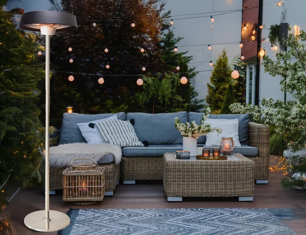 HEINNER Incalzitor electric vertical cu baza 1000W/ 2000W — miniatură