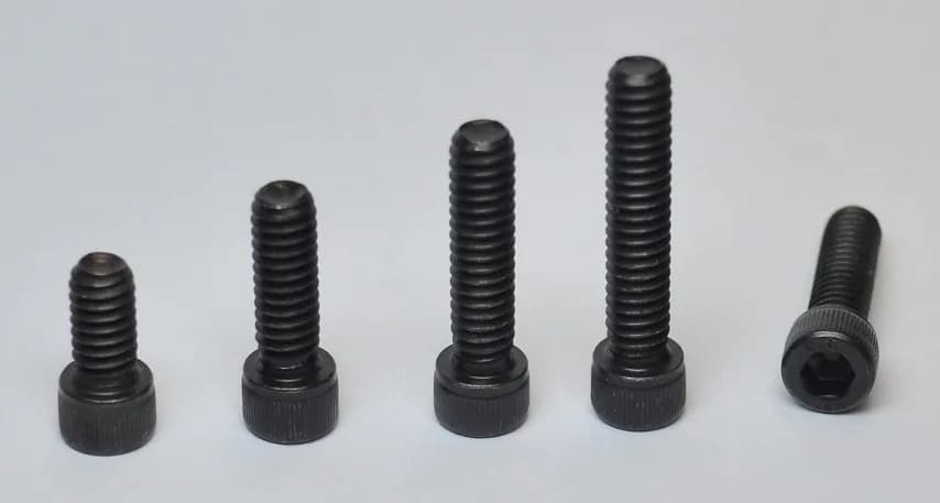 Șurub Allen în inch (diametru de 1/4 inch, lungime de 15 mm)