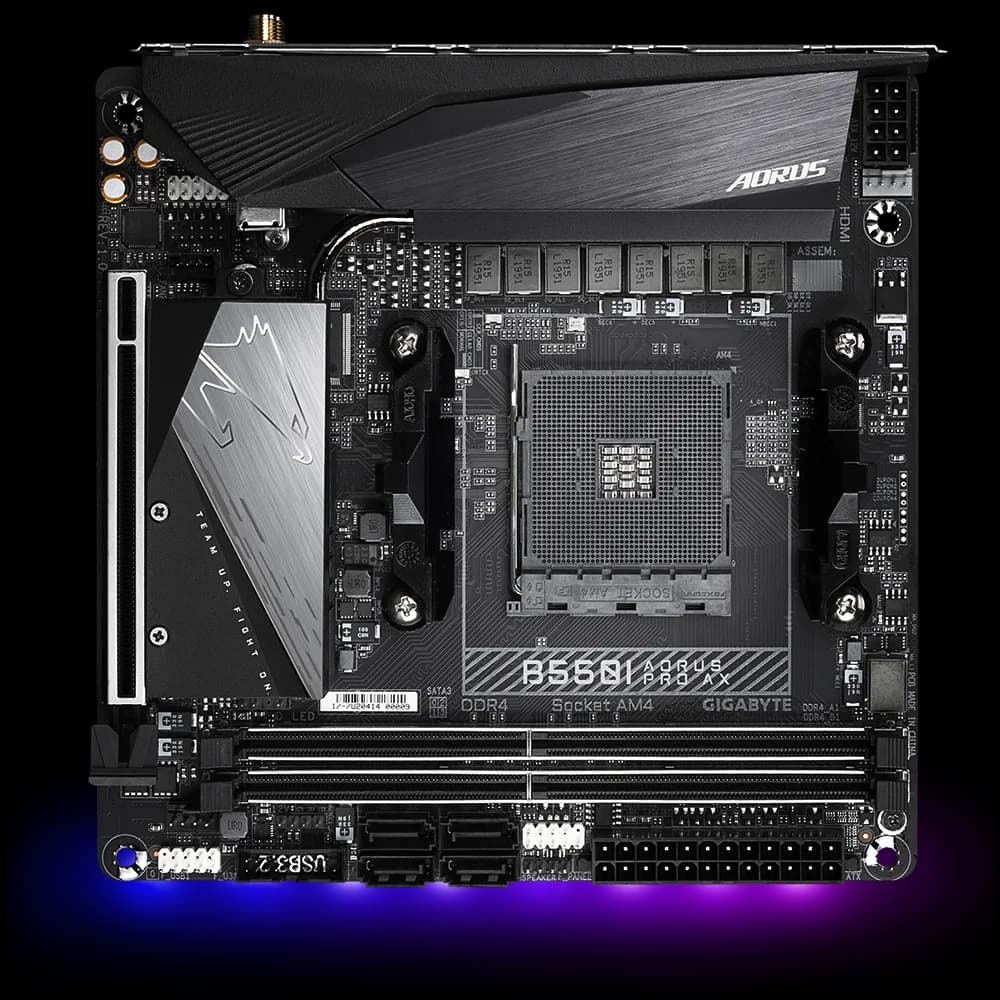 Placa de baza Gigabyte B550I AORUS PRO AX, Socket AM4, DDR4, Mini-ITX — miniatură