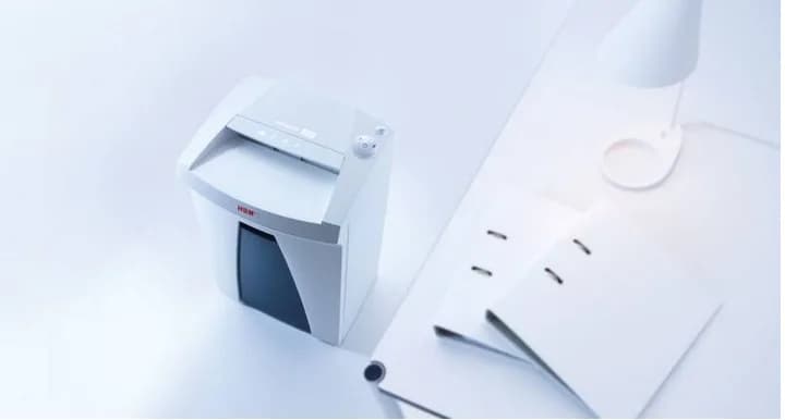 Distrugator documente manual HSM Securio B22, 9-11 coli, cross cut (3,9 x 30mm), securitate 4 "H-1833121" — miniatură