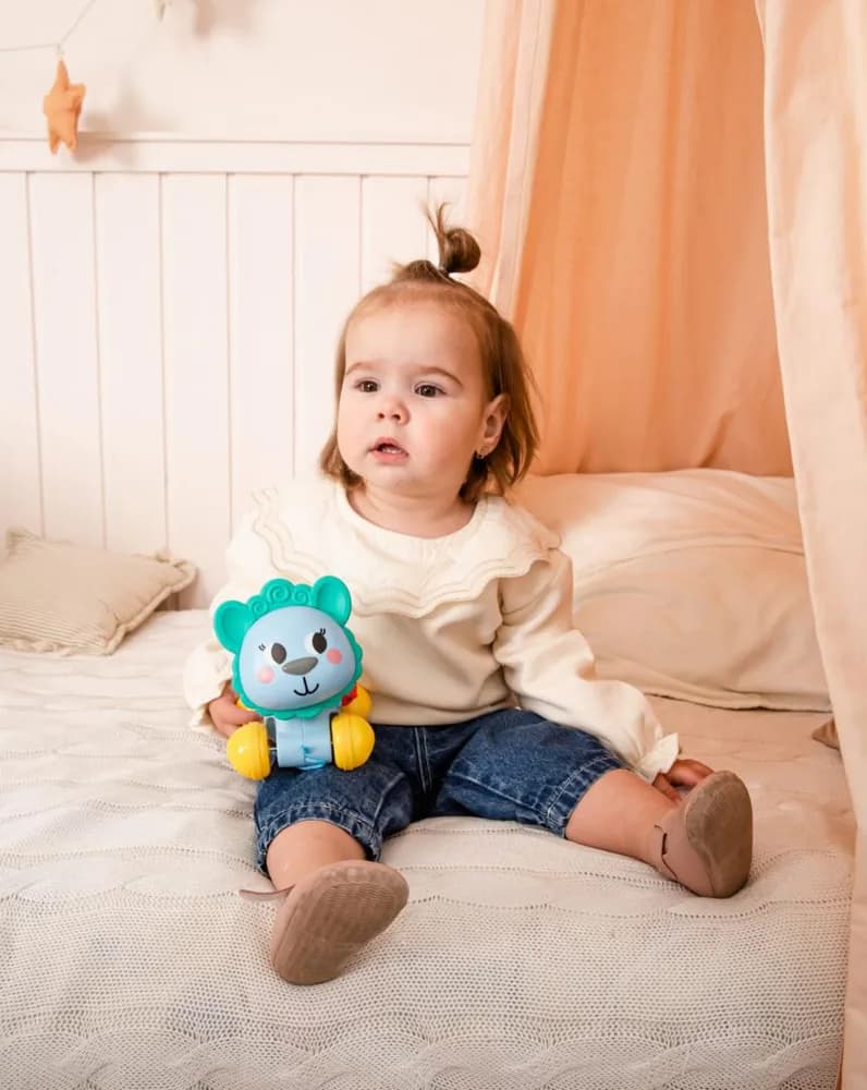 LAMA, JUCARIE DE TRAS — miniatură