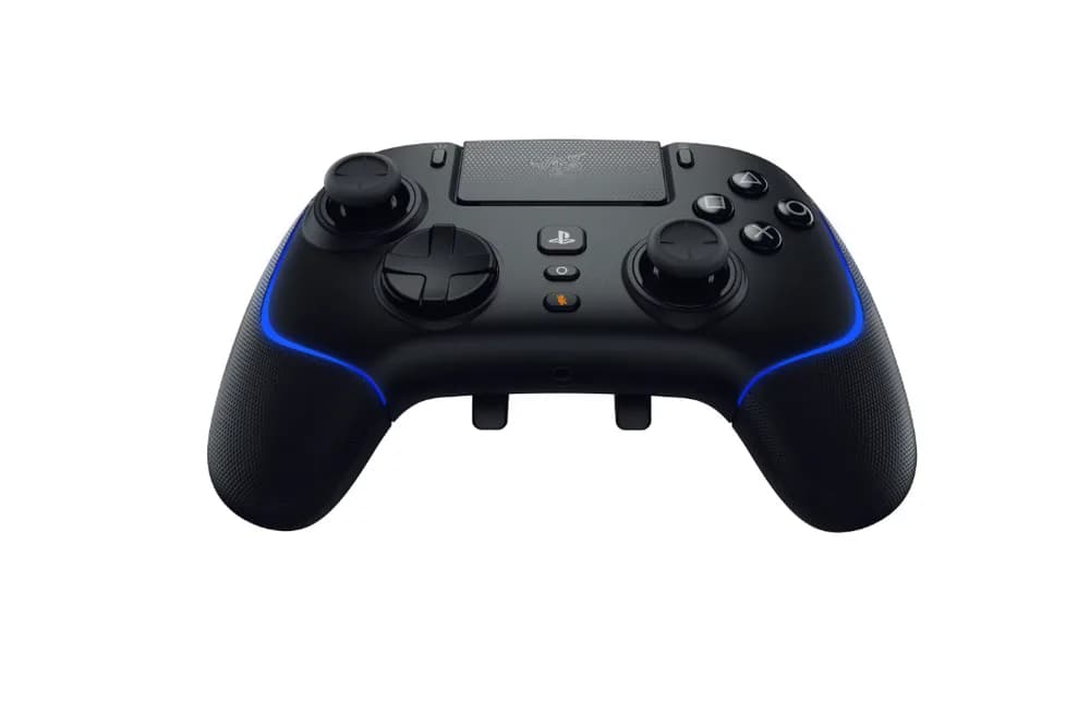 Controller Razer Wolverine V2 Pro pentru PS5 si PC, conectivitate HyperSpeed Wireless si cu fir, lumini razer Chroma, butoane mecanice Razer™ Mecha-Tactile, durata de viata baterie pana la 10 ore cu Chroma, pana la 28 de ore fara Chroma, negru — miniatură