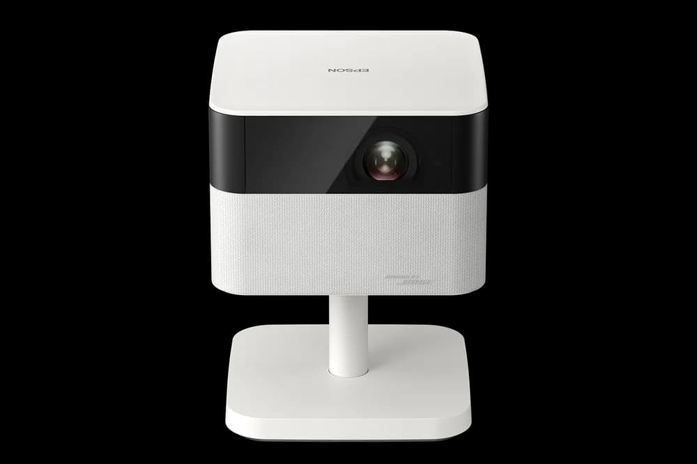 PROJECTOR EPSON EF-71 DIAMOND WHITE, Tehnologie 3LCD, LCD 0.62", Luminozitate: 700 lumeni, Rezolutie: 1080p, Aspect ratio: 16:9, Contrast: 5,000,000 : 1, Sursa lumina: LED, Durata de viata: 20.000 ore, Refresh rate: 192 Hz - 240 Hz, Suport HDR, Dimenziune ecran proiectie: 30"-150", Distanta