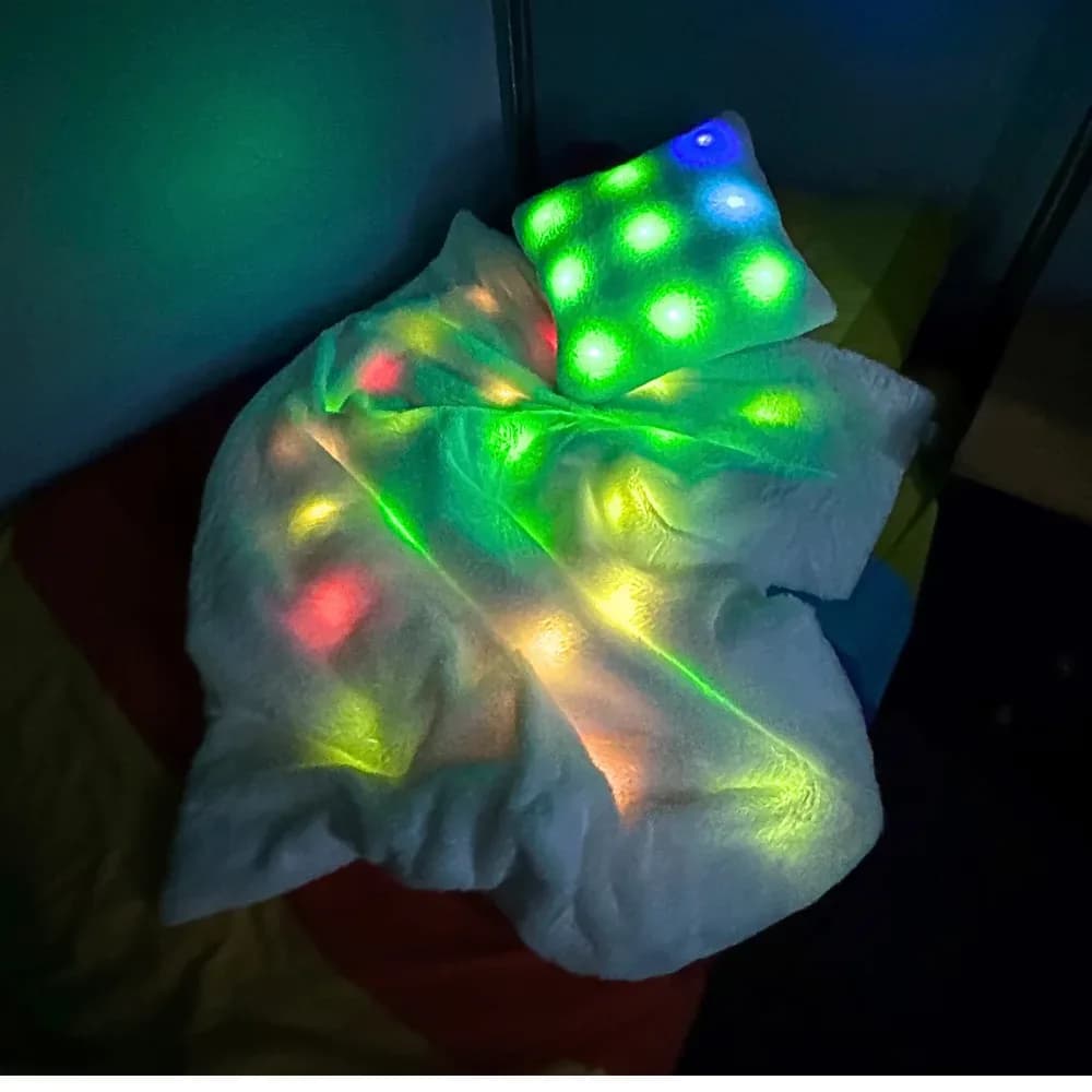 Set pernă și pătură cu LED — miniatură