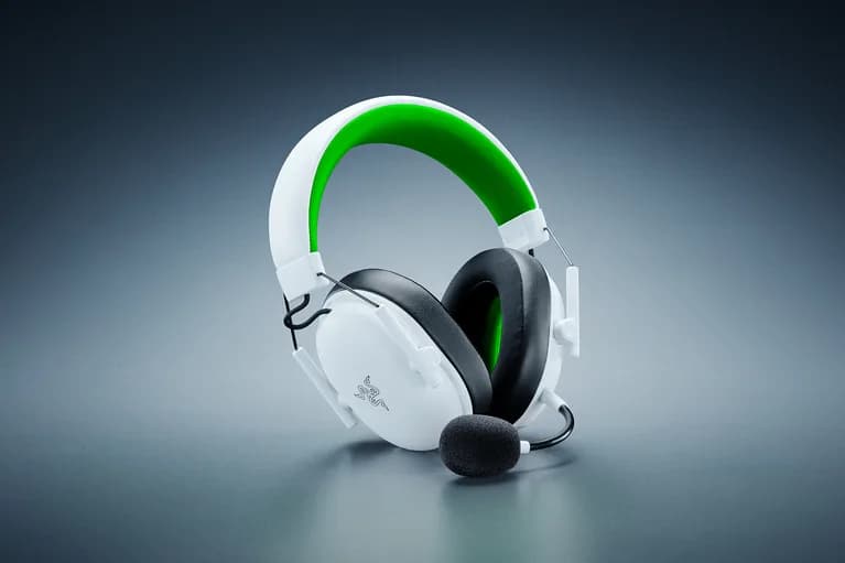 Casti wireless Razer Blackshark V3 X Hyperspeed for Xbox, microfon uni- directional, izolare fonică activă, sistem sunet 7.1, frecventa 20 - 28000, autonomie 70 ore, alb — miniatură