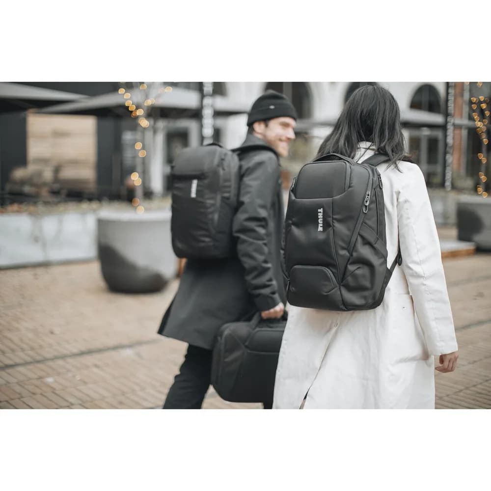 RUCSAC THULE pt. notebook de max. 15.6 inch, 26 l, 1 compartiment, buzunar frontal x 3 | buzunar lateral x 2, waterproof, poliester, negru, Accent 3205384 — miniatură