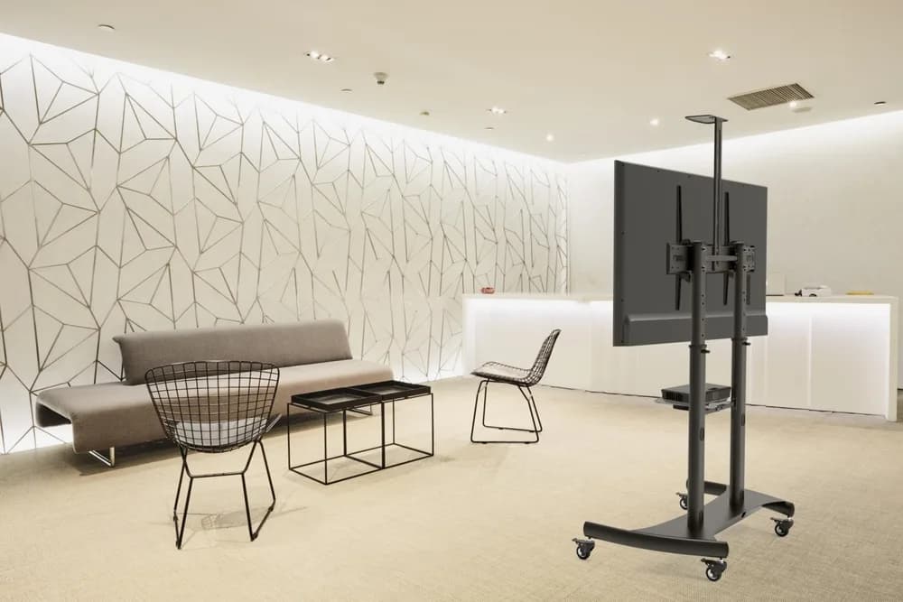 Stand TV mobil Serioux TV610TW 60"-100", dimensiuni: 1220x710x2045~ 2365mm, compatibilitate dimensiune ecran: 60"-100", compatibilitate VESA: 400x400, 600x400, 800x400, 800x600, 900x600, 1000x600, Greutate maximă suportata: 100 kg, interval de înclinare: +5°~-10°, interval de înălțime: 1365~1685mm — miniatură
