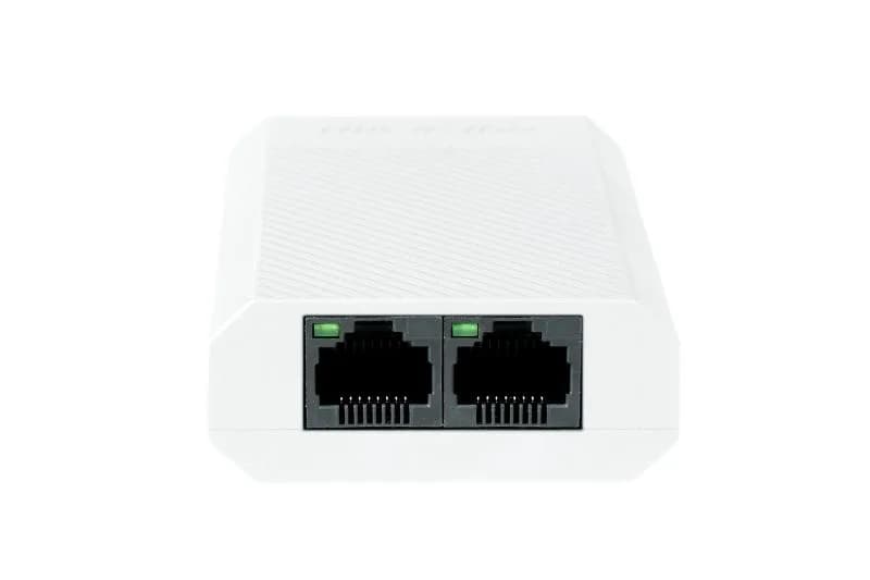 Repetor PoE Hikvision DS-3E0103DP-E/R: 1 × 10/100 Mbps PoE IN port si 2 × 10/100 Mbps PoE OUT port, 3 porturi PoE maxim 30W, buget PoE 30W, dimensiuni: 79.0 mm × 22.0 mm × 53.0 mm, greutate: 0.046 kg, montare pe birou.
