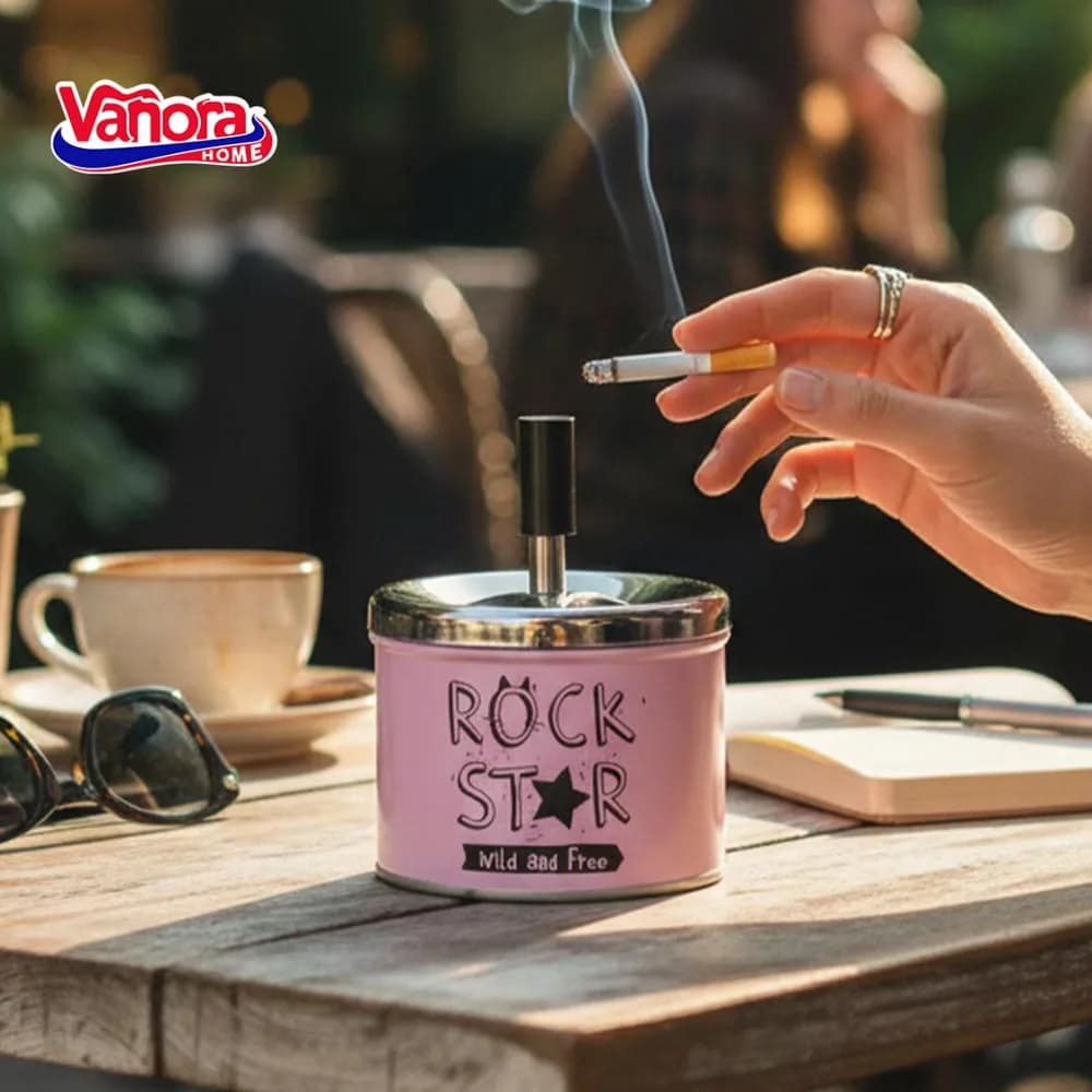 SCRUMIERA ANTI-VANT CU BUTON 9x11 CM — miniatură