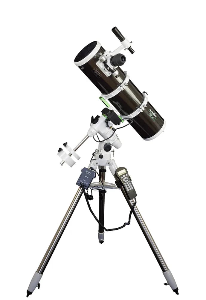 Telescop Newton SkyWatcher Explorer-150PDS 150/750 cu focalizator Crayford cu două viteze (1:10), pe montură EQ3 GoTo