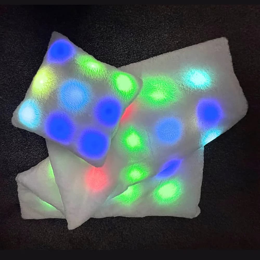 Set pernă și pătură cu LED — miniatură