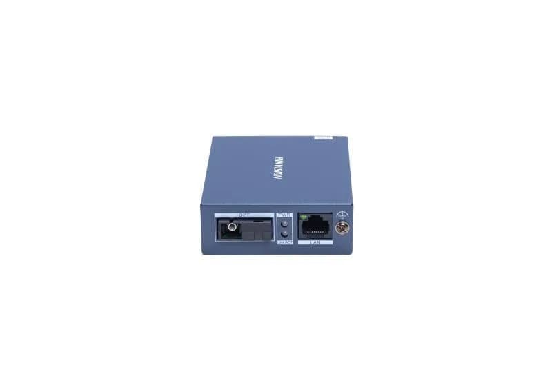 Receptor Hikvision DS-3D501R-3, 1 x 10/100/1000 Mbps RJ45 port and 1 x 1000 Mbps SC fiber optical port, industrial-grade metal shell with stronger heat dissipation capability, lungime unda: Tx1550 nm/Rx1310 nm, alimentare: 5VDC, 0.6A, dimensiuni: 71.6 mm × 26.1 mm × 94.1 mm, greutate: 0.13kg