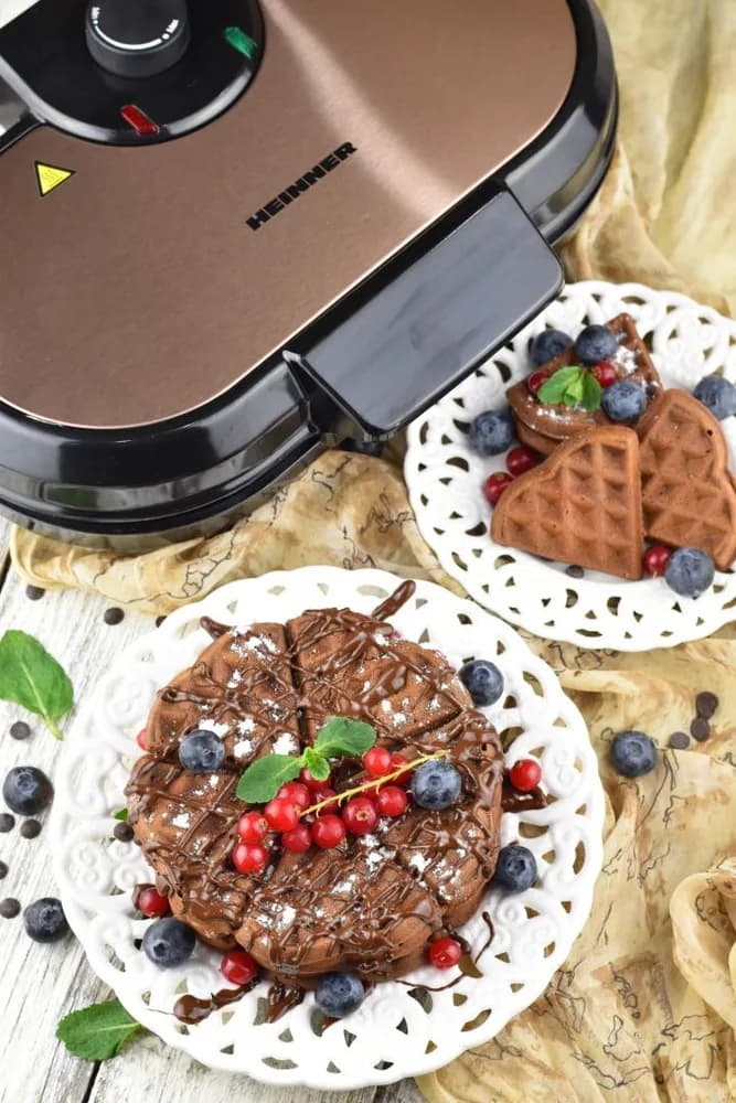 APARAT DE FACUT GOFRE HEINNER HWF-1000CR — miniatură