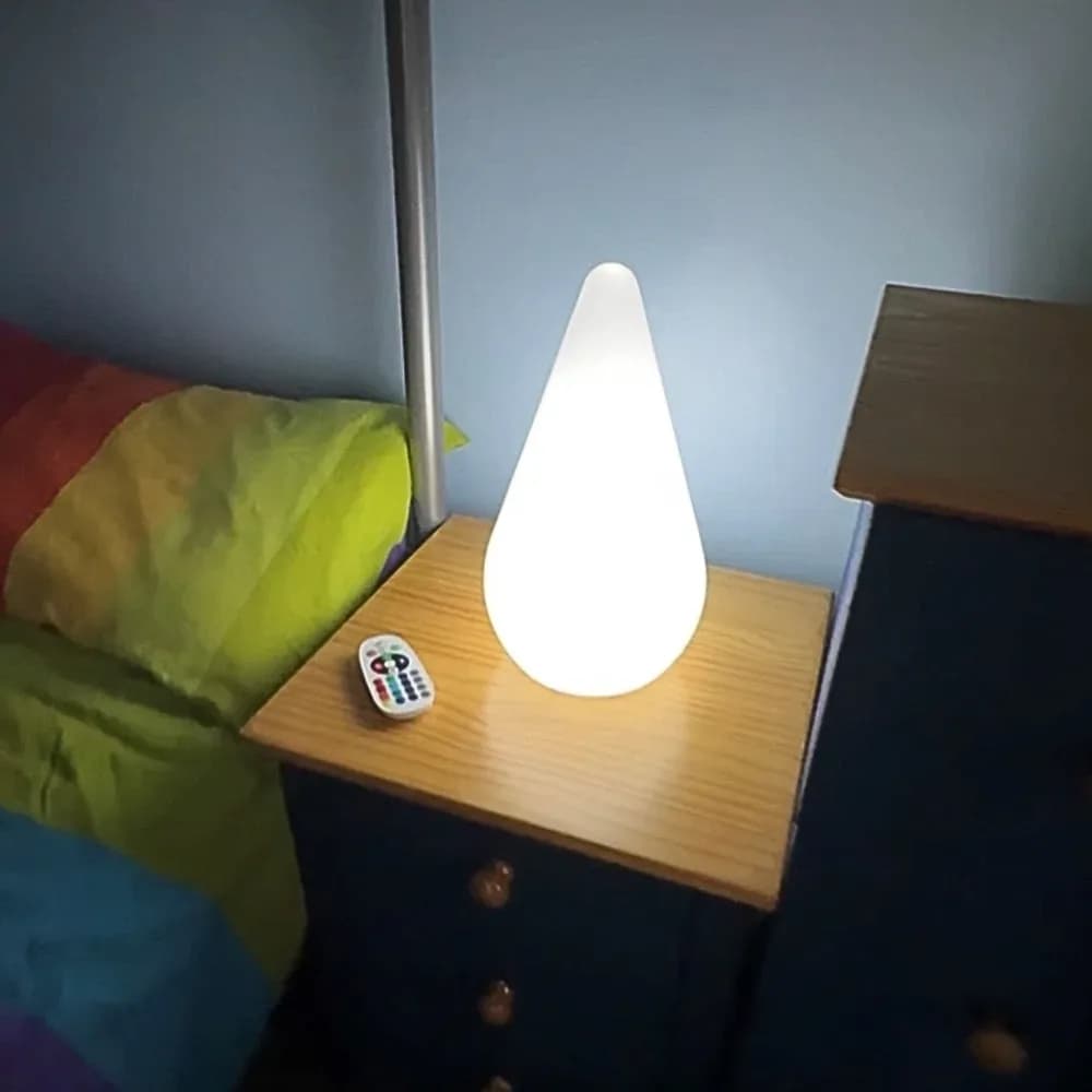Picatura de mobilier luminoasa — miniatură
