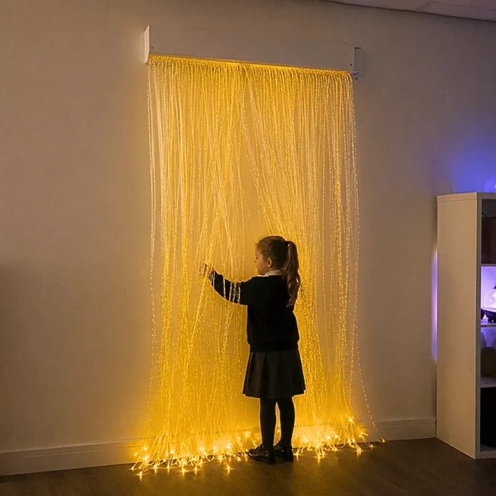 Perdea de fibră optică cu cozi și suport pivotant (100 cozi de fibră) — miniatură