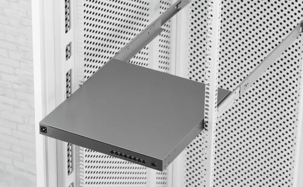 NET SWITCH 4PORT POE 4P POE+/USW-MISSION-CRITICAL UBIQUITI "USW-MISSION-CRITICAL" — miniatură