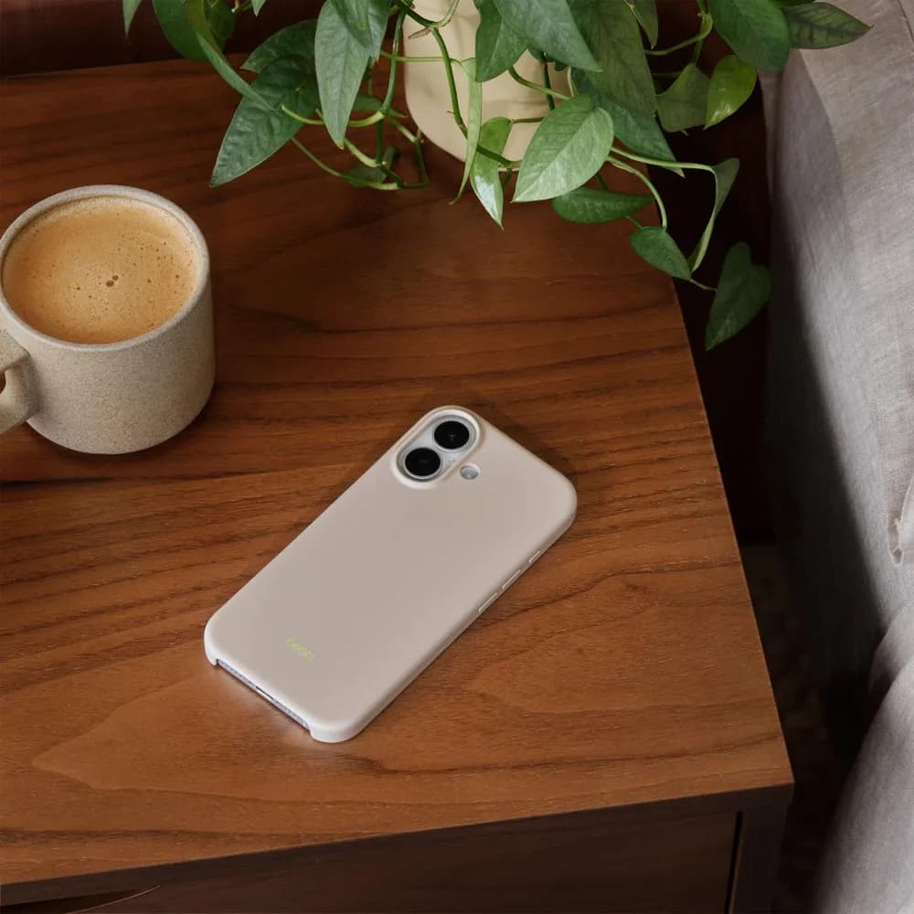 Beats iPhone 17 Case with MagSafe and Camera Control - Lime Stone — miniatură