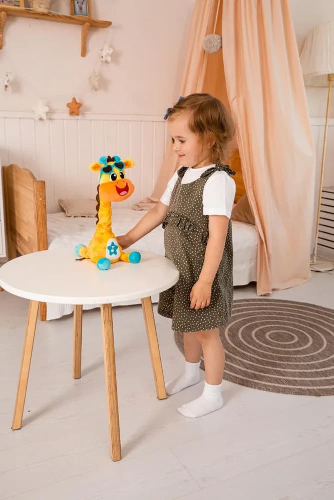 GIRAFA DANSATOARE, PAUL — miniatură
