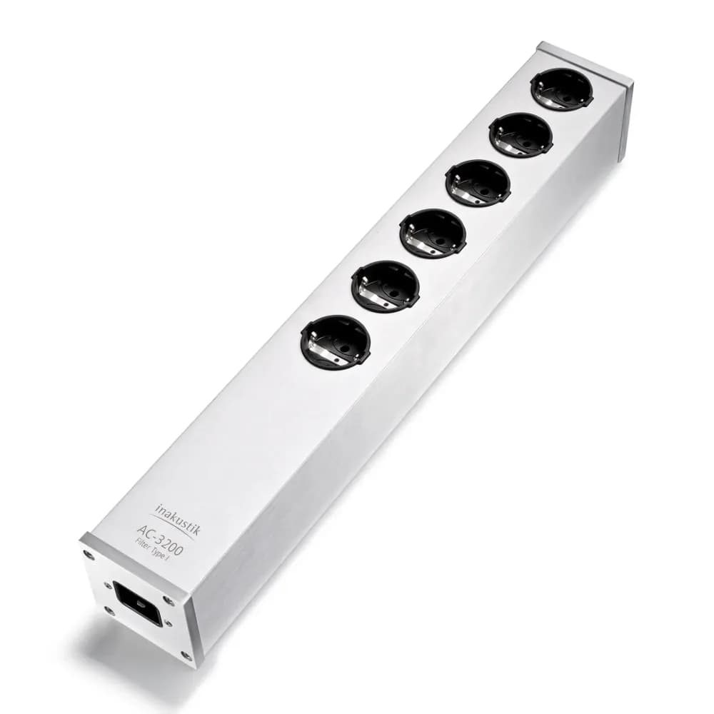 Distribuitor de curent Inakustik AC-3200 cu Filtru Digital