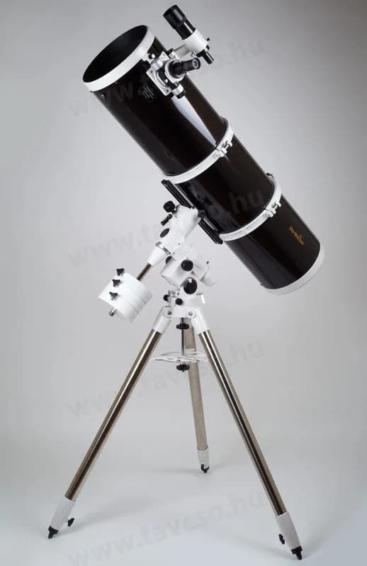 Telescop Newton SkyWatcher 250/1200 pe montură EQ5