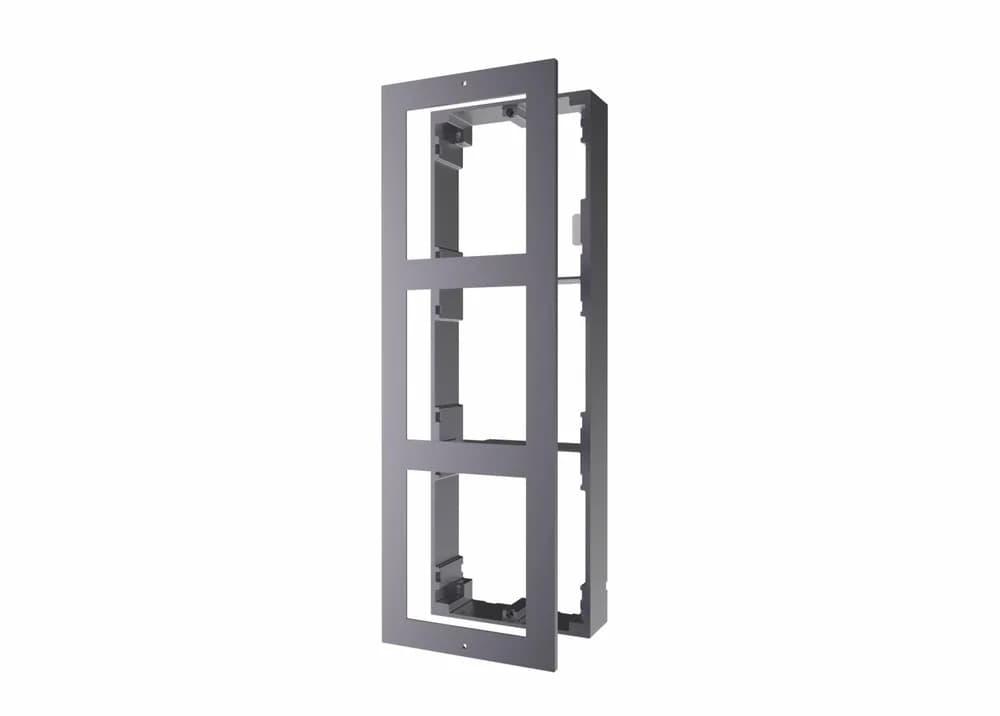 Panou frontal pentru 3 module videointerfon modular Hikvision DS-KD-ACW3; permite conectarea a 3 module de videointerfon modular; mo ntareaplicata; material aluminiu; dimensiuni: 320.8mm x 107mm × 4mm;