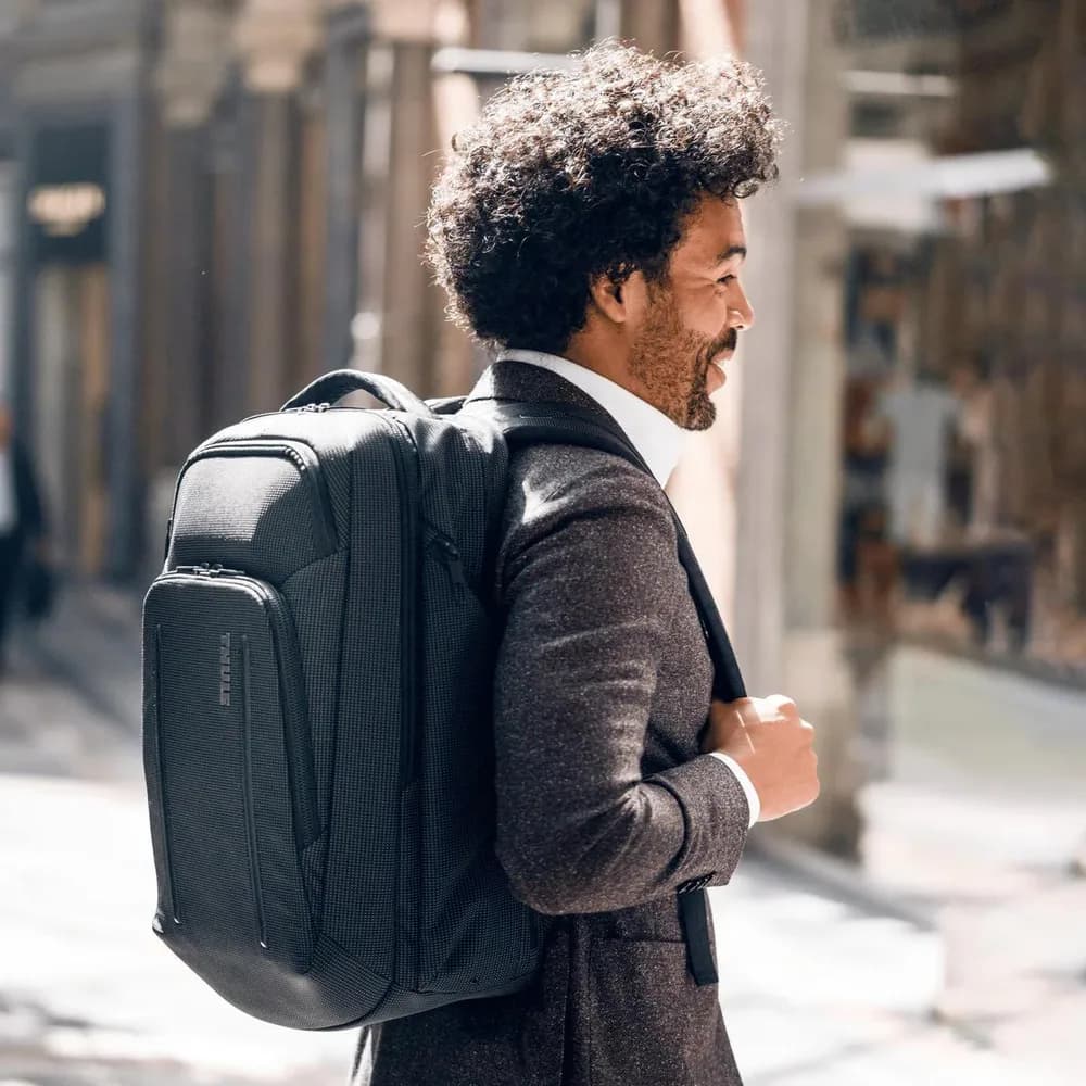 RUCSAC THULE Crossover 2, 30 l, pt. notebook de max. 15.6 inch, 2 compartimente, buzunar frontal x 2 | buzunar lateral x 2, waterproof, nylon, black, "C2BP116 BLACK" / "3205258" — miniatură