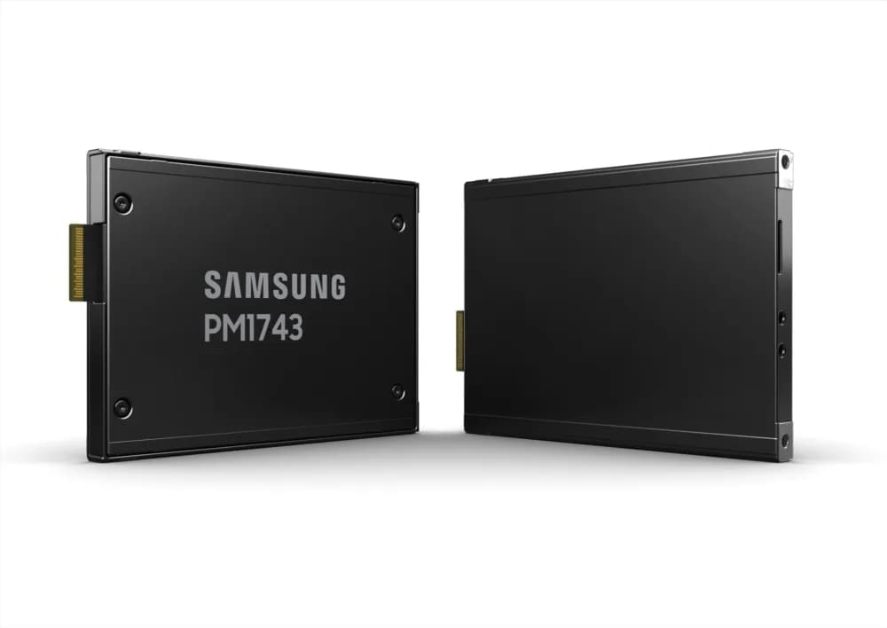 SAMSUNG PM1743 3.84TB Enterprise SSD, 2.5 15mm, PCIe 5.0 x4 "MZWLO3T8HCLS-00A07" — miniatură