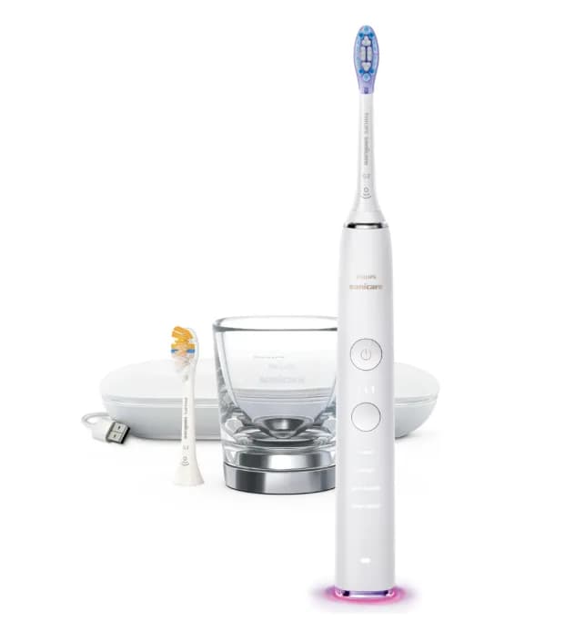 Periuta de dinti sonica electrica Philips Sonicare DiamondClean Smart 9400 HX9917/88, 62000 miscari/minut, 4 moduri de curatare, 3 nivele intensitate, senzor presiune, functia BrushSync, 2 baze cu rol de incarcare, 2 capete de periere, Alb — miniatură