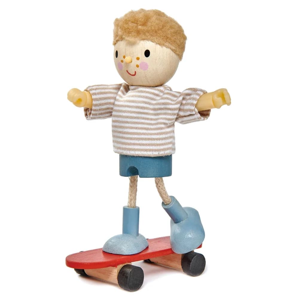 Figurine din lemn - Edward si skateboard-ul — miniatură