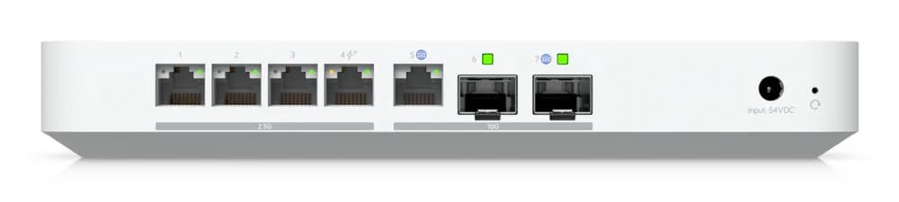 Ubiquiti UniFi UCG-Fiber-EU Desktop 10G Cloud Gateway with integrated PoE switch, Includes full UniFi application, 5 Gbps routing with IDS/IPS, 10G SFP+ and (1) 10 GbE RJ45 WAN port, 10G SFP+ LAN port "UCG-FIBER-EU" — miniatură
