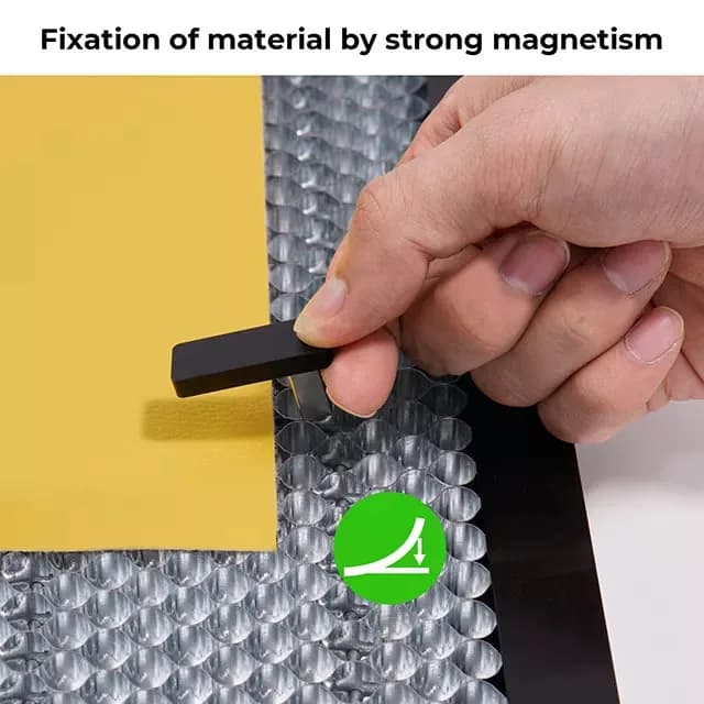 Accesoriu gravator laser xTool Honeycomb Material Pin — miniatură