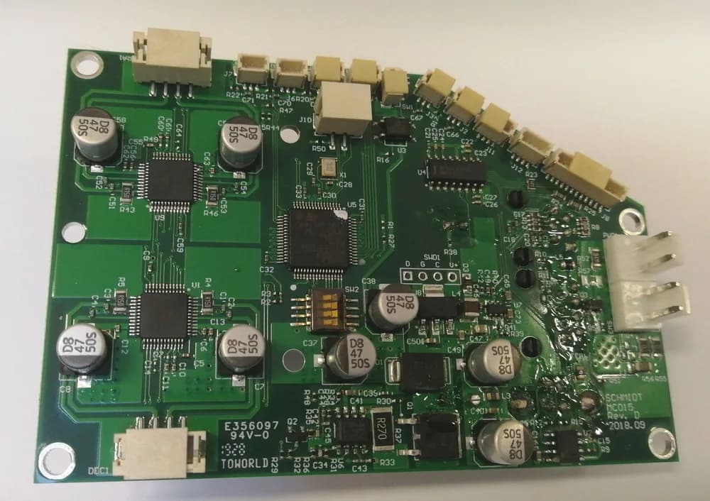 Electronică de control al motorului MC015 (AZ-EQ6/EQ6-R/EQ8-R/EQ8-RH)