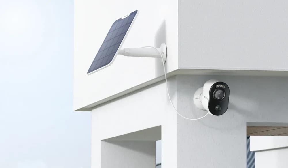 Camera de supraveghere Reolink ARGUS SERIES B310 WITH SOLAR PANEL Senzor: 1/2.7" CMOS Rezolutie video: 3 Megapixeli (2304x1296 pixeli) Cadre/secunda: 15 FPS Lentila fixa:4mm Diafragma: F2.0 Unghi de vizualizare: orizontal: 88°/vertical: 50° Distanta iluminator IR: 10 m Numar LED-uri IR: 6 Microfon