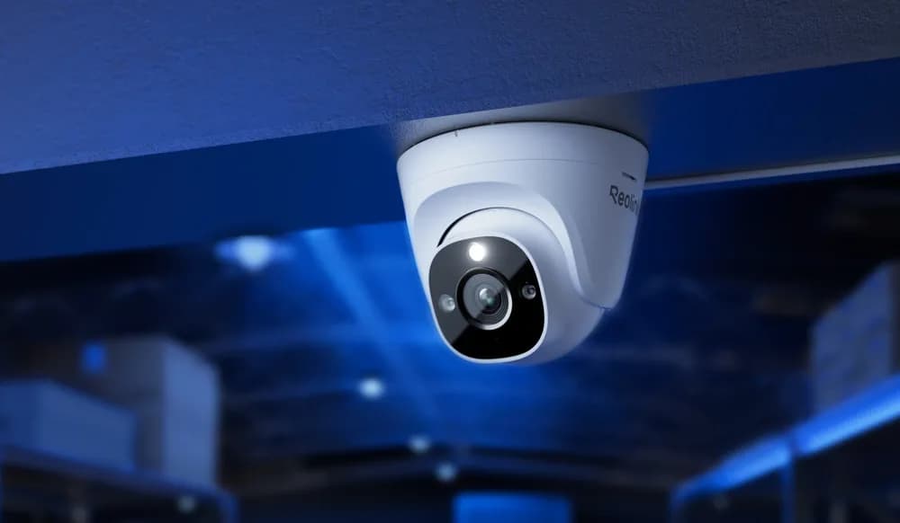 "Camera de supraveghere Turret Reolink RP-PCT8M; Senzor: 1/2.7"" CMOS Rezolutie video:8 Megapixeli(3840x2160 pixeli) Cadre/secunda: 25 FPS Lentila fixa: 2.8mm Unghi de vizualizare: orizontal: 105°/ vertical: 56°/ diagonal: 125° Distanta iluminator IR: 30m Microfon si difuzor incorporat Compresie