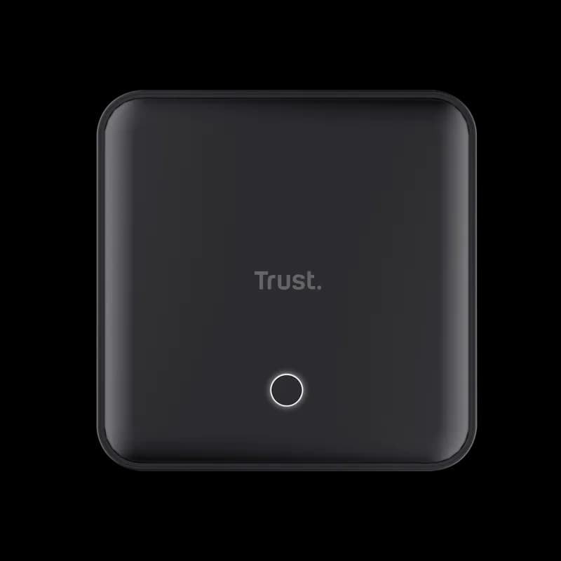 Statie de incarcare Trust, 4 porturi: 1 x USB-A & 3 x USB-C, putere maxima 100W, compatibil cu laptop, tableta, smartphone, accessorii, negru — miniatură
