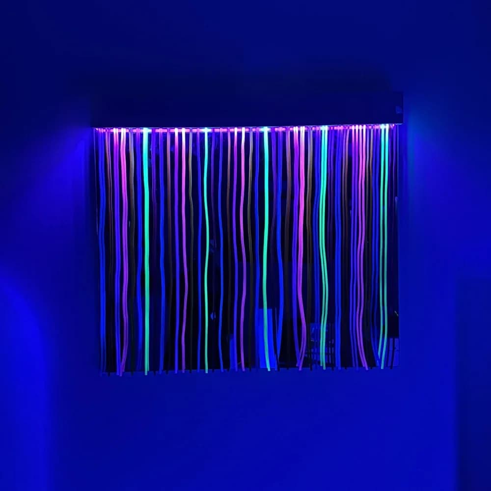 Oglindă UV cu fire – 100 x 91cm, include bandă cu lumină UV — miniatură