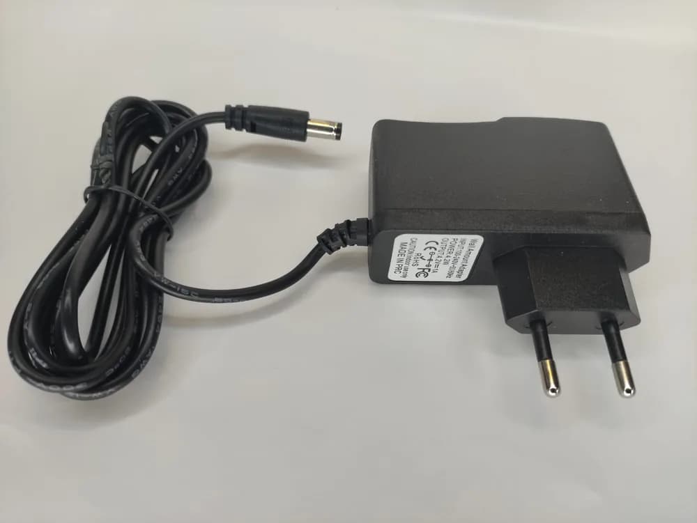 Alimentator de 4,2 V pentru microscoape