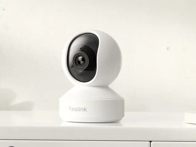 Reolink E SERIES E340 8MP IR12m Cameră de supraveghere Wi-Fi, Detectie miscare/oameni/animale/plans, Audio bidirecțional, Instalare ușoară și flexibilă, pana la 512GB SD card