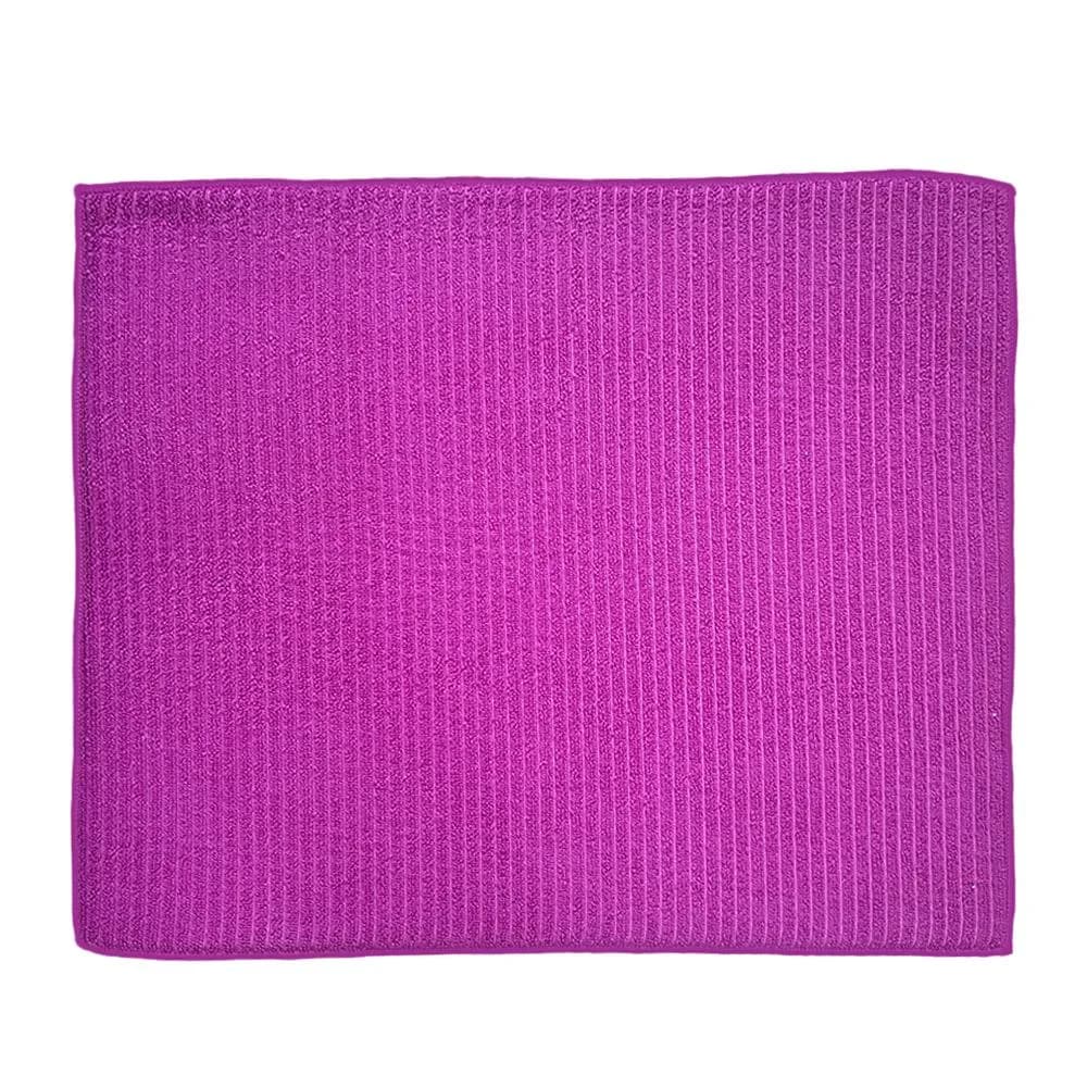 "Suport din microfibră pentru scurs vasele, diverse culoriDimensiune: 40x50 cm Material : 100% poliester cu burete absorbant "
