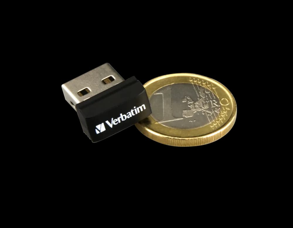 MEMORIE USB VERBATIM NANO StoreNStay 32GB USB 2.0"98130" — miniatură