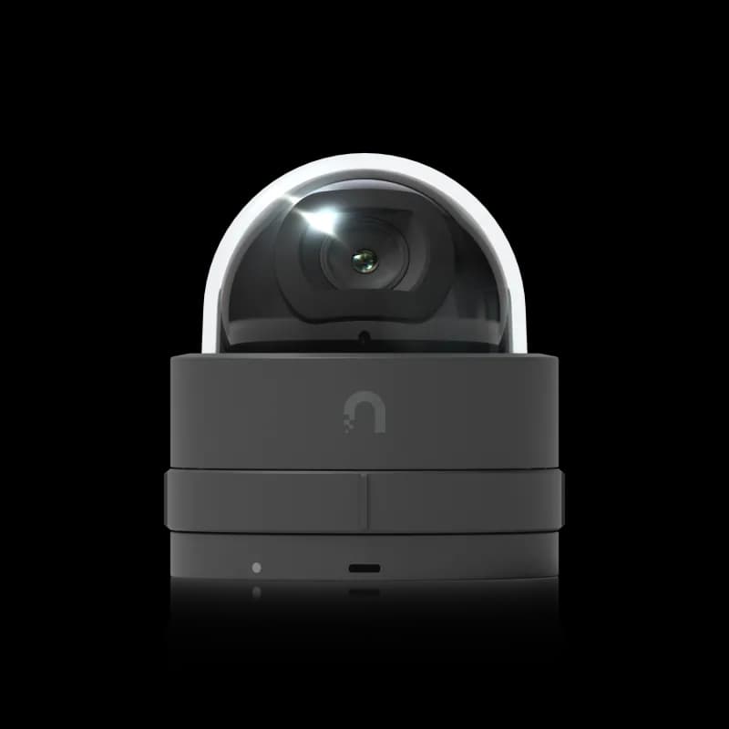 Camera Ubiquiti G5 Dome Ultra, senzor 1/2.4" CMOS, unghi de vizualizare H: 102.4°, V: 54.9°, D: 120.6°, Iluminare LED IR încorporată și filtru de tăiere IR, rezolutie 4MP 2688 x 1512 (16:9), interfata Port RJ45 10/100 MbE, interval tensiune suportat 37–57V DC