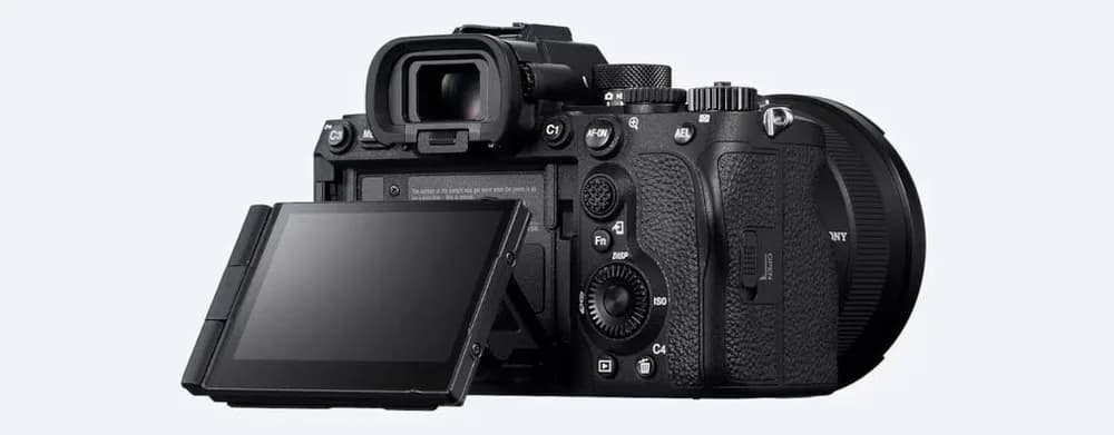 APARAT FOTO SONY Α7R V CU SENZOR DE IMAGINE FULL FRAME — miniatură