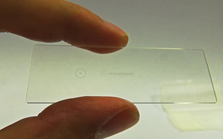 Lamă de calibrare cu gravură de 0,1mm și 0,01mm