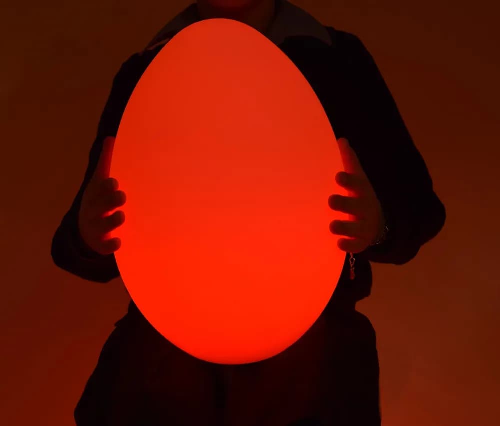 Ou luminos cu schimbare de culoare (mare) — miniatură